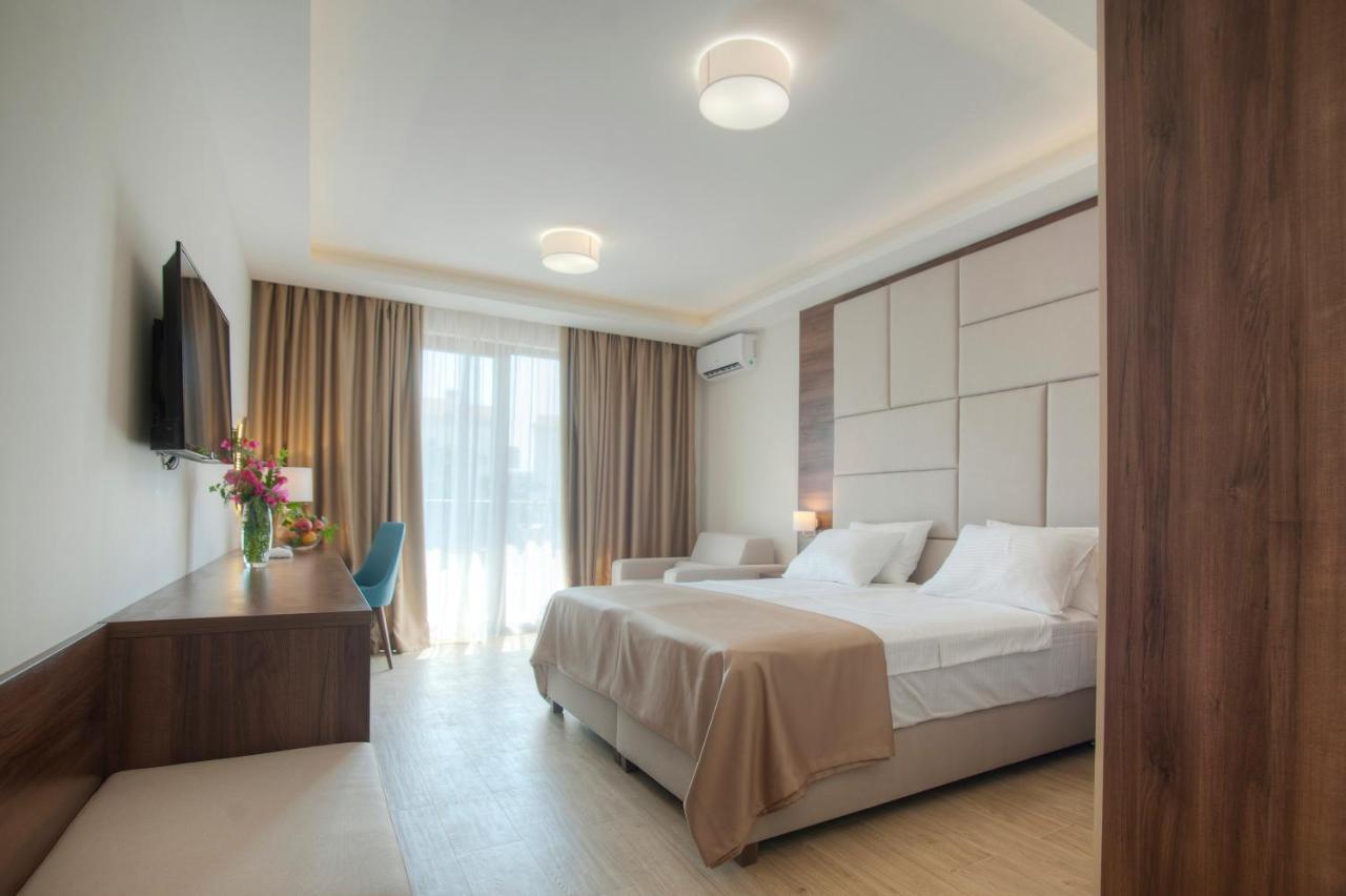 Hotel Twelve By Aycon Budva Luaran gambar