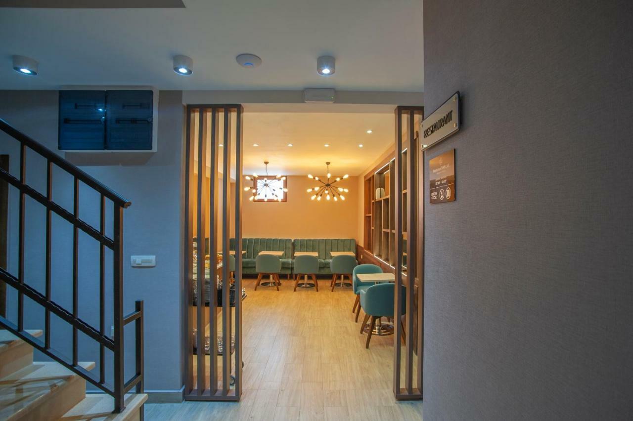 Hotel Twelve By Aycon Budva Luaran gambar